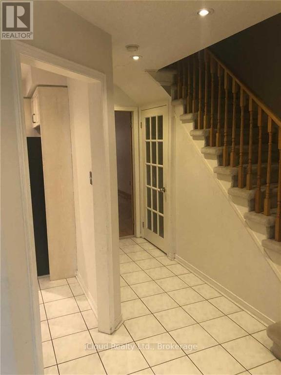 5484 Richmeadow Mews, Mississauga, ON - Indoor Photo Showing Other Room