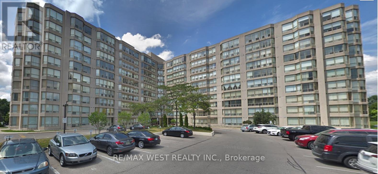 513 - 309 Major Mackenzie Drive E, Richmond Hill, ON - Outdoor With Facade