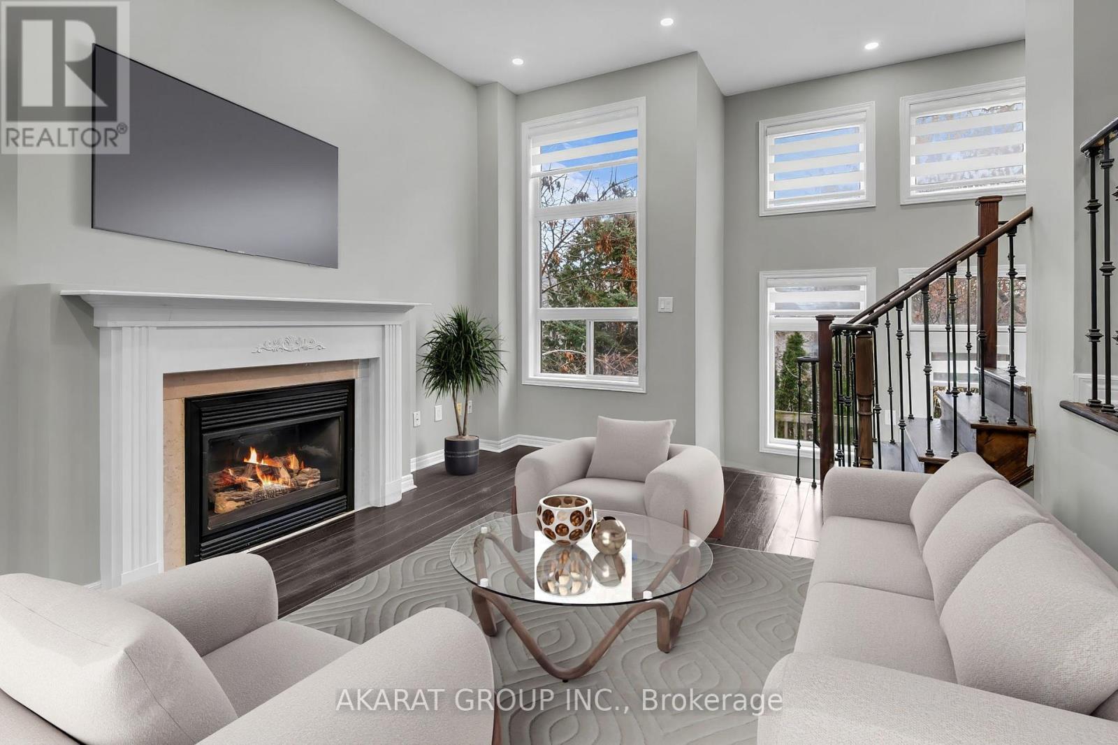 2365 Bankside Drive, Mississauga, ON - Indoor Photo Showing Living Room With Fireplace