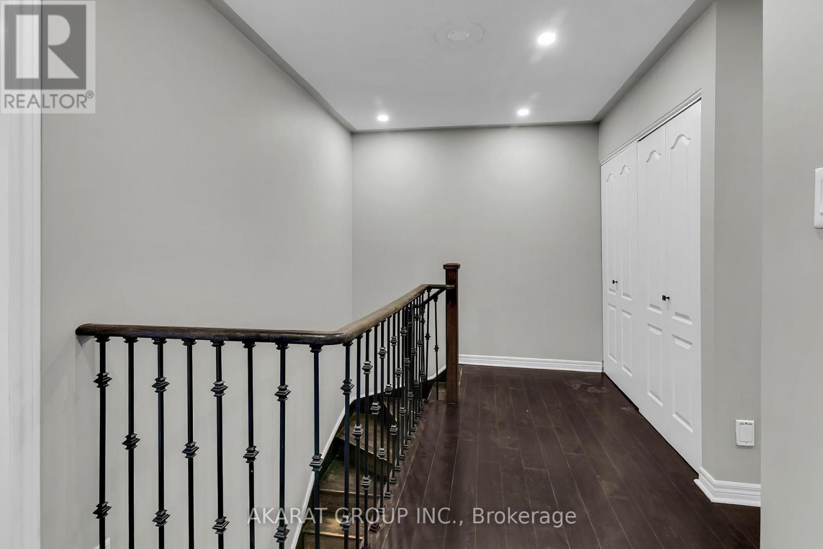 2365 Bankside Drive, Mississauga, ON - Indoor Photo Showing Other Room