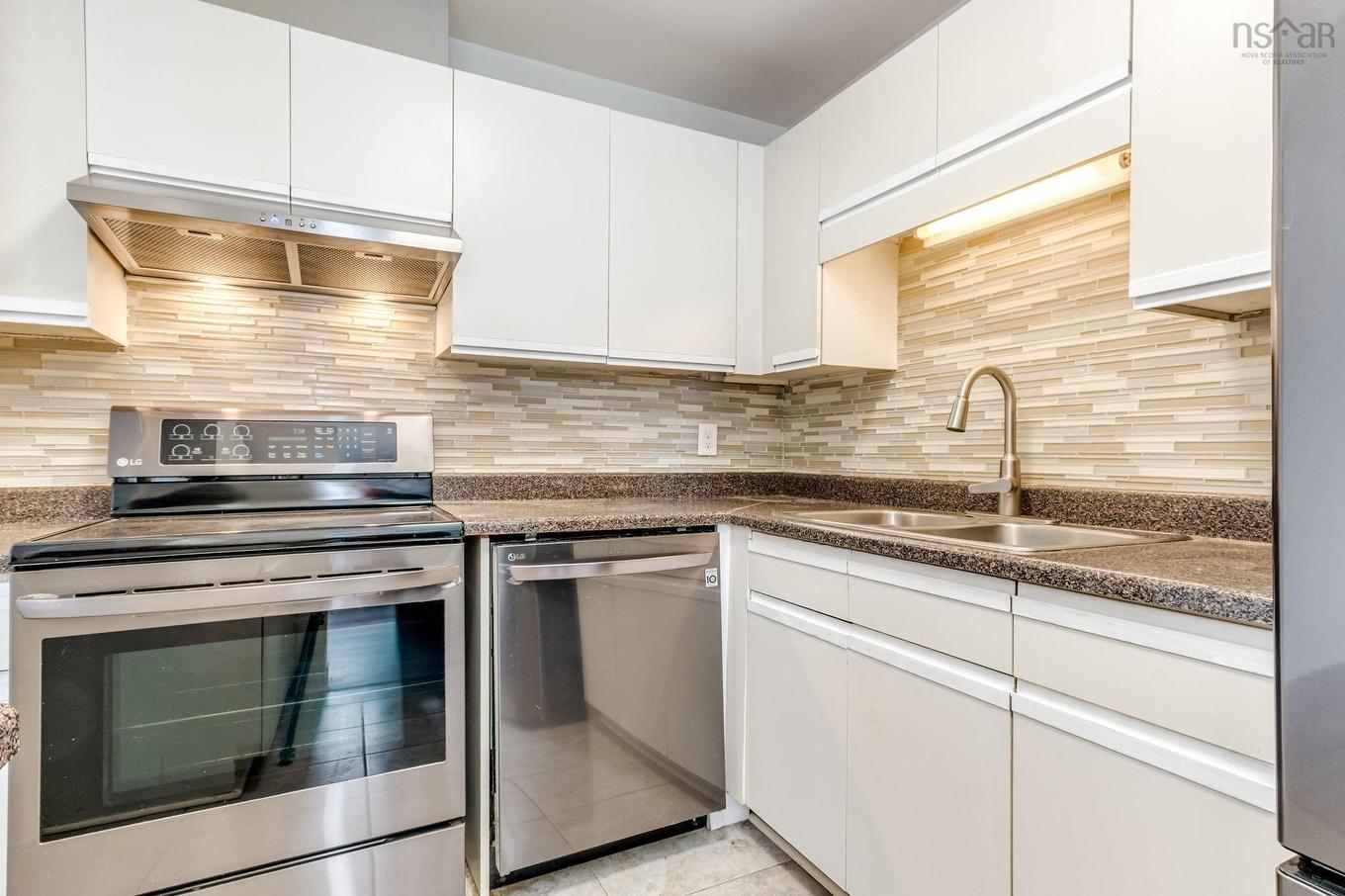 306 110 Farnham Gate Road, Halifax, NS