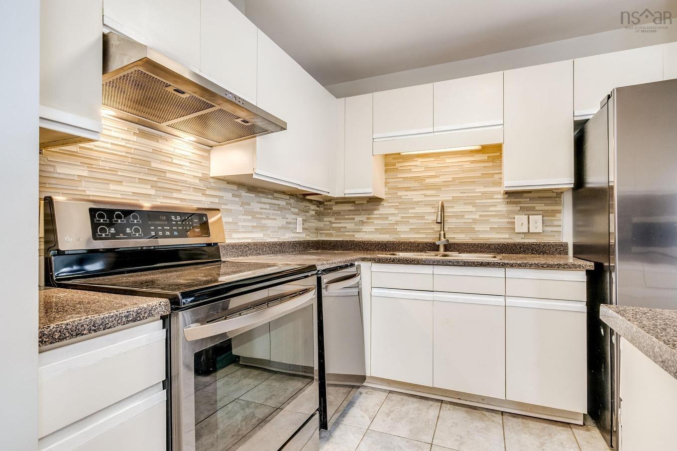 306 110 Farnham Gate Road, Halifax, NS