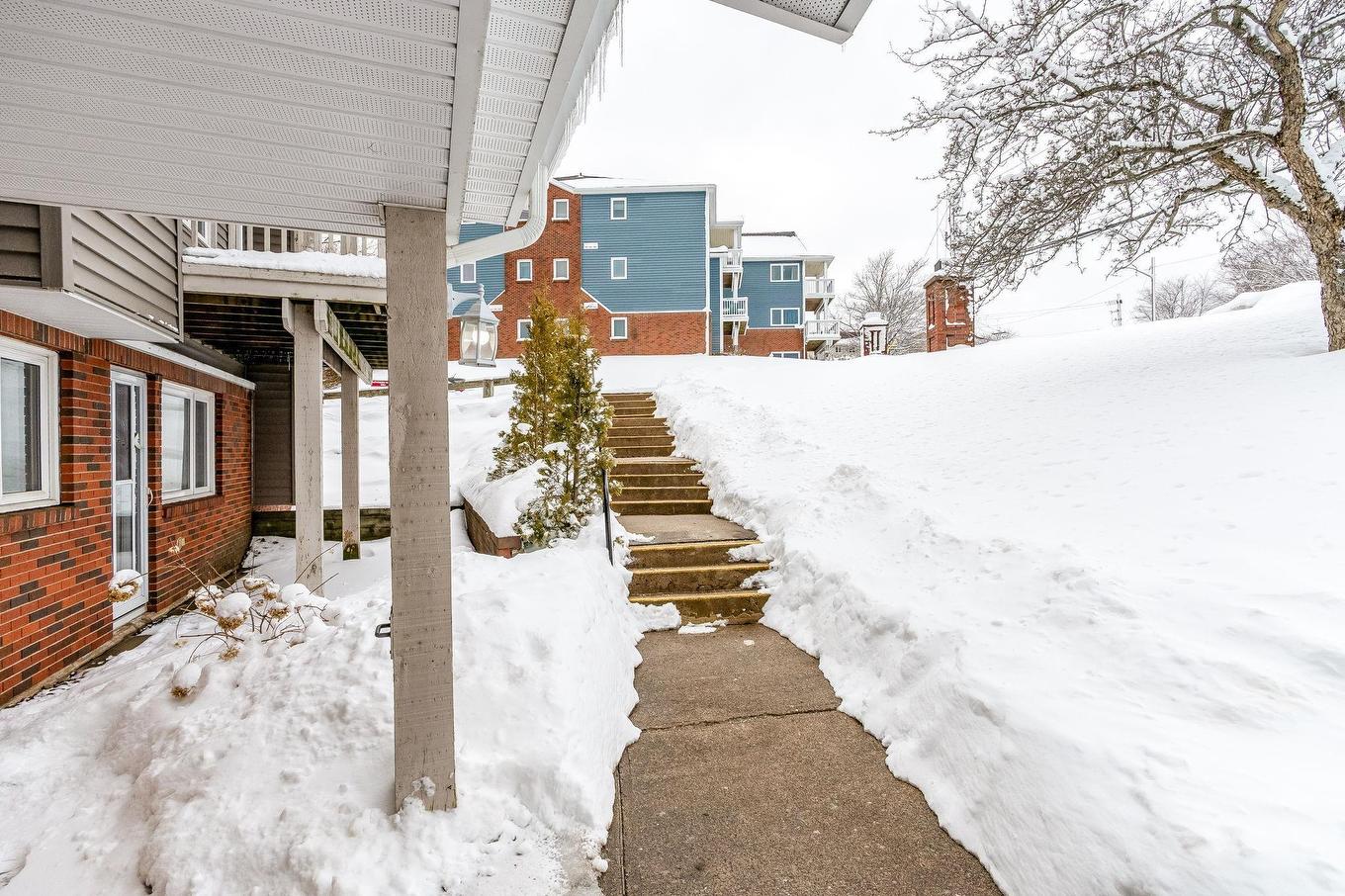 306 110 Farnham Gate Road, Halifax, NS