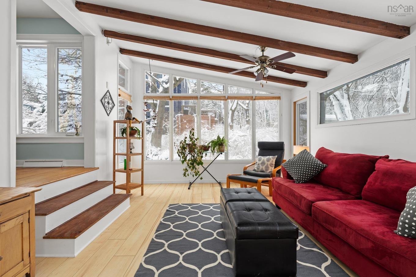 15 Crestview Drive, Halifax, NS