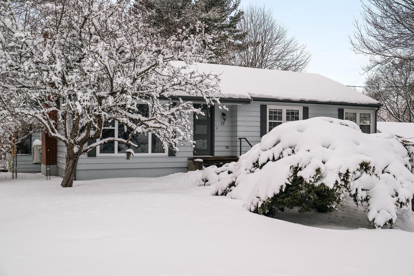 15 Crestview Drive, Halifax, NS