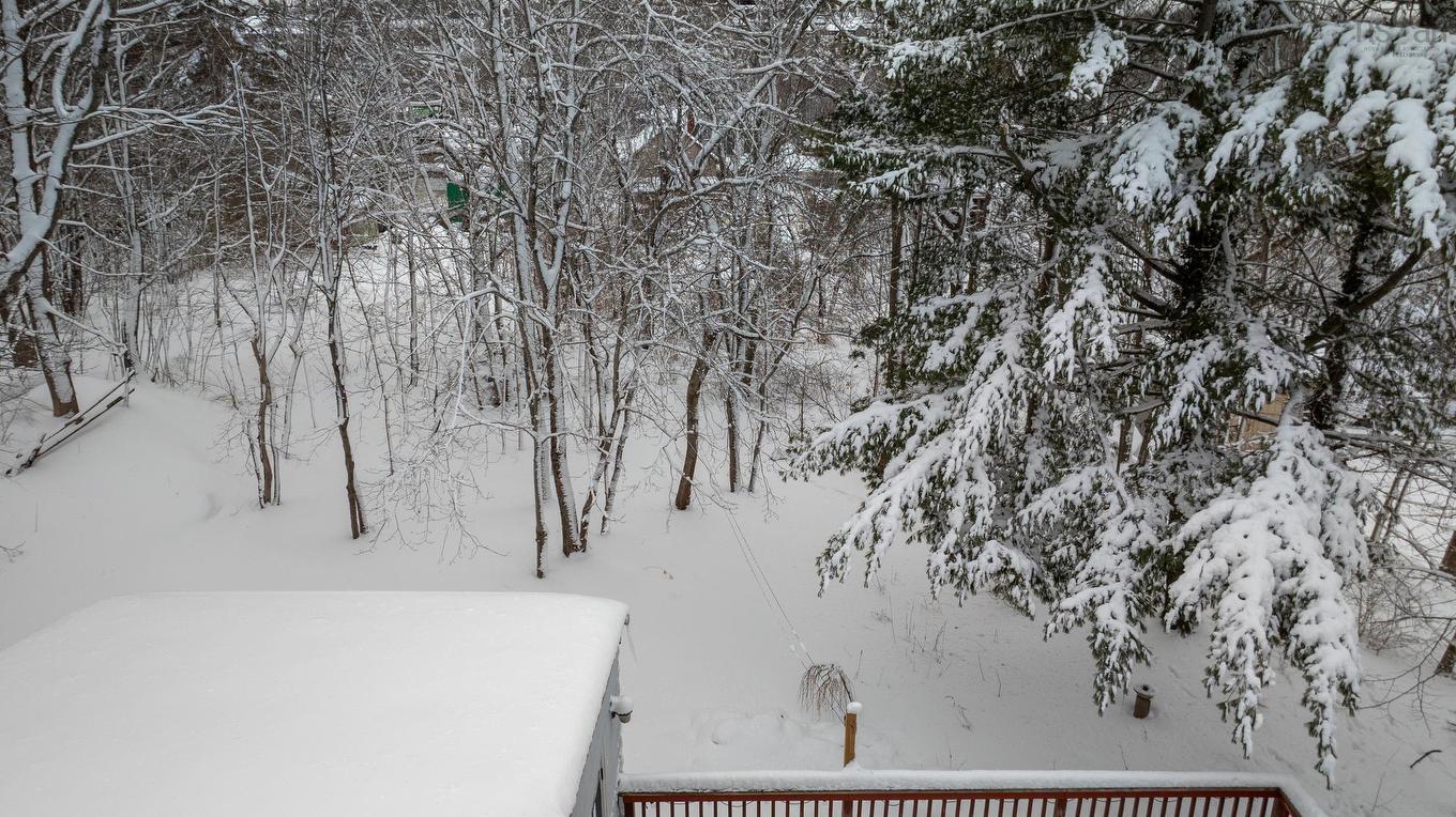 15 Crestview Drive, Halifax, NS