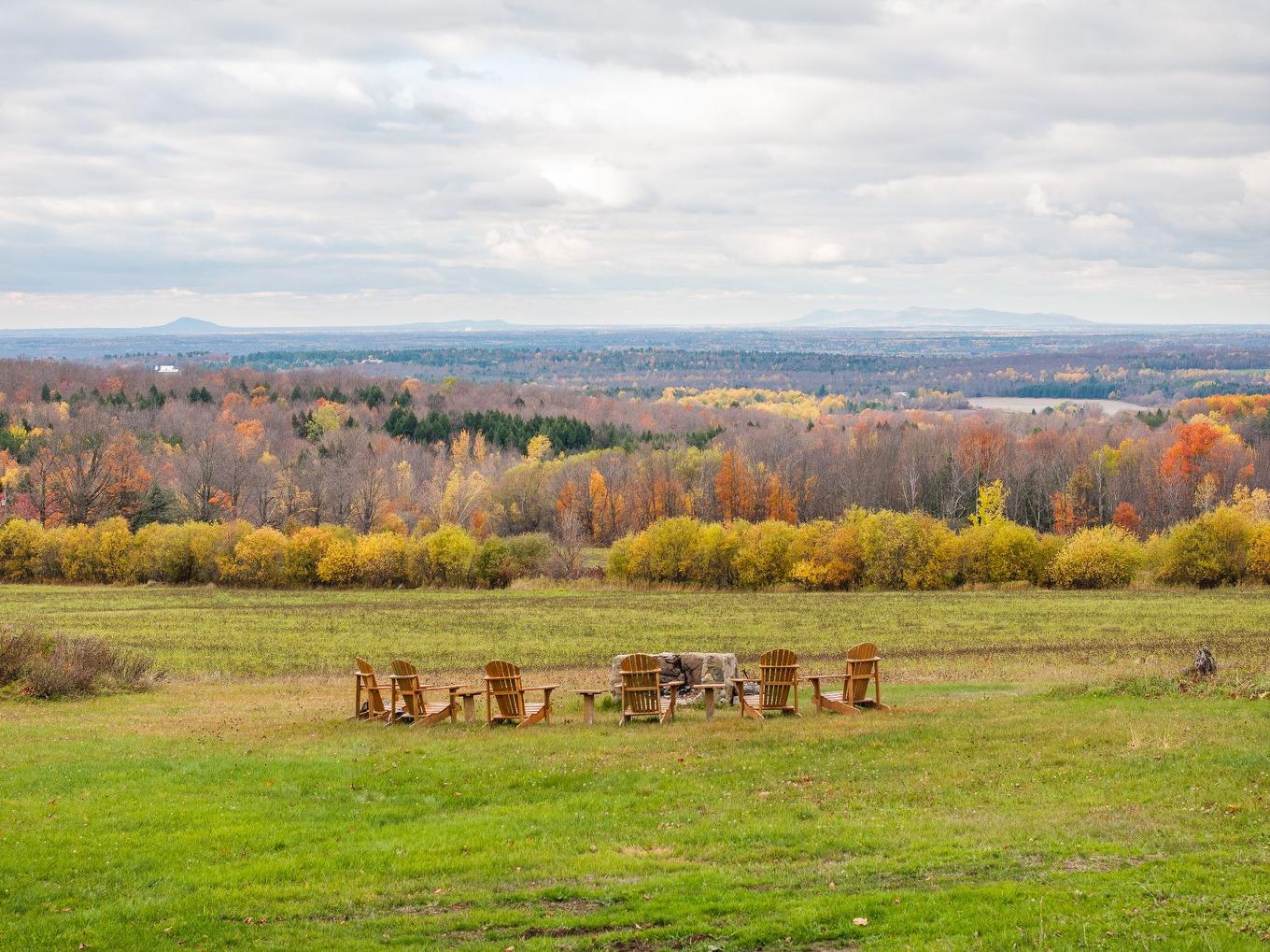 View - 1389 Ch. Dymond, Dunham, QC