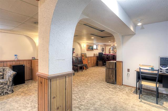 75 Greensboro Bay, Winnipeg, MB