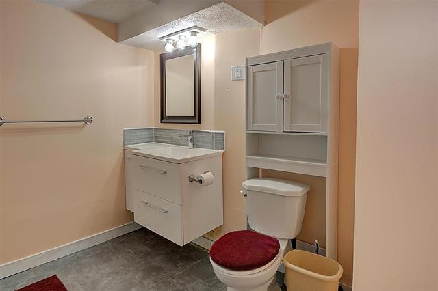 75 Greensboro Bay, Winnipeg, MB