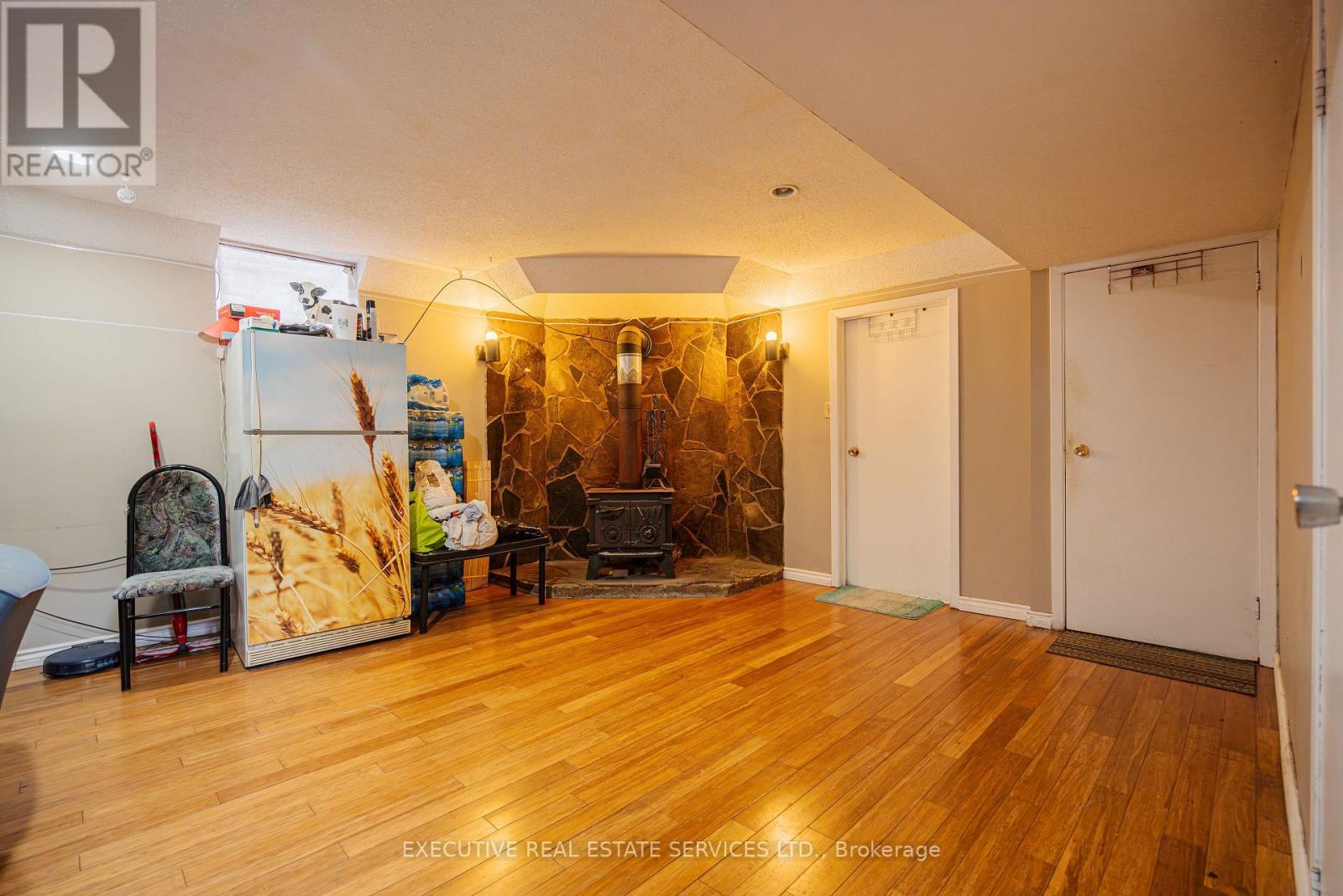 268 Ross Avenue, Kitchener, ON - Indoor Photo Showing Other Room