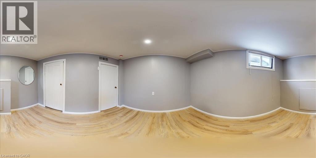 22 Broadview Avenue, Cambridge, ON - Indoor