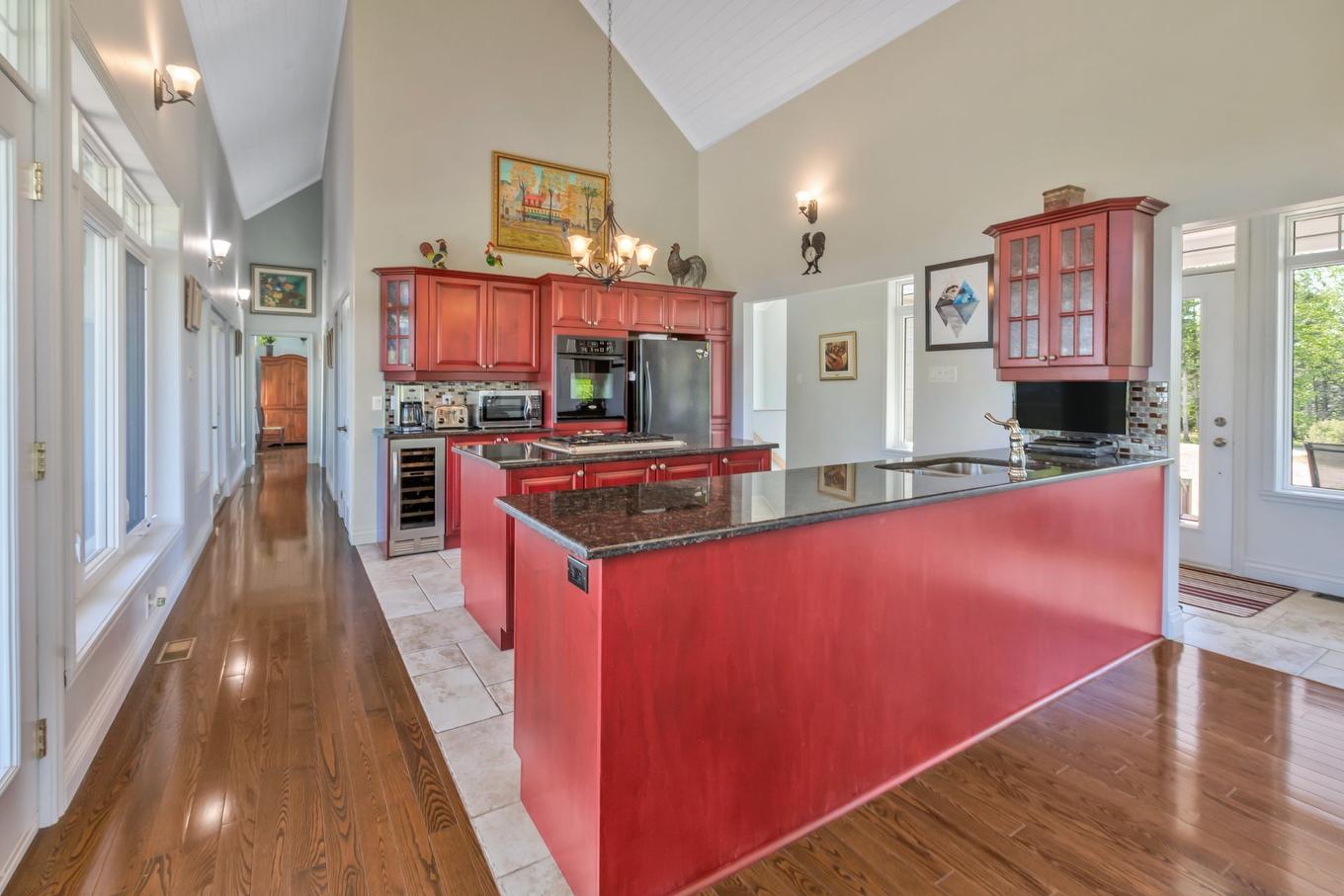 Cuisine - 3341 Route Du Fleuve, Les Éboulements, QC - Indoor Photo Showing Kitchen