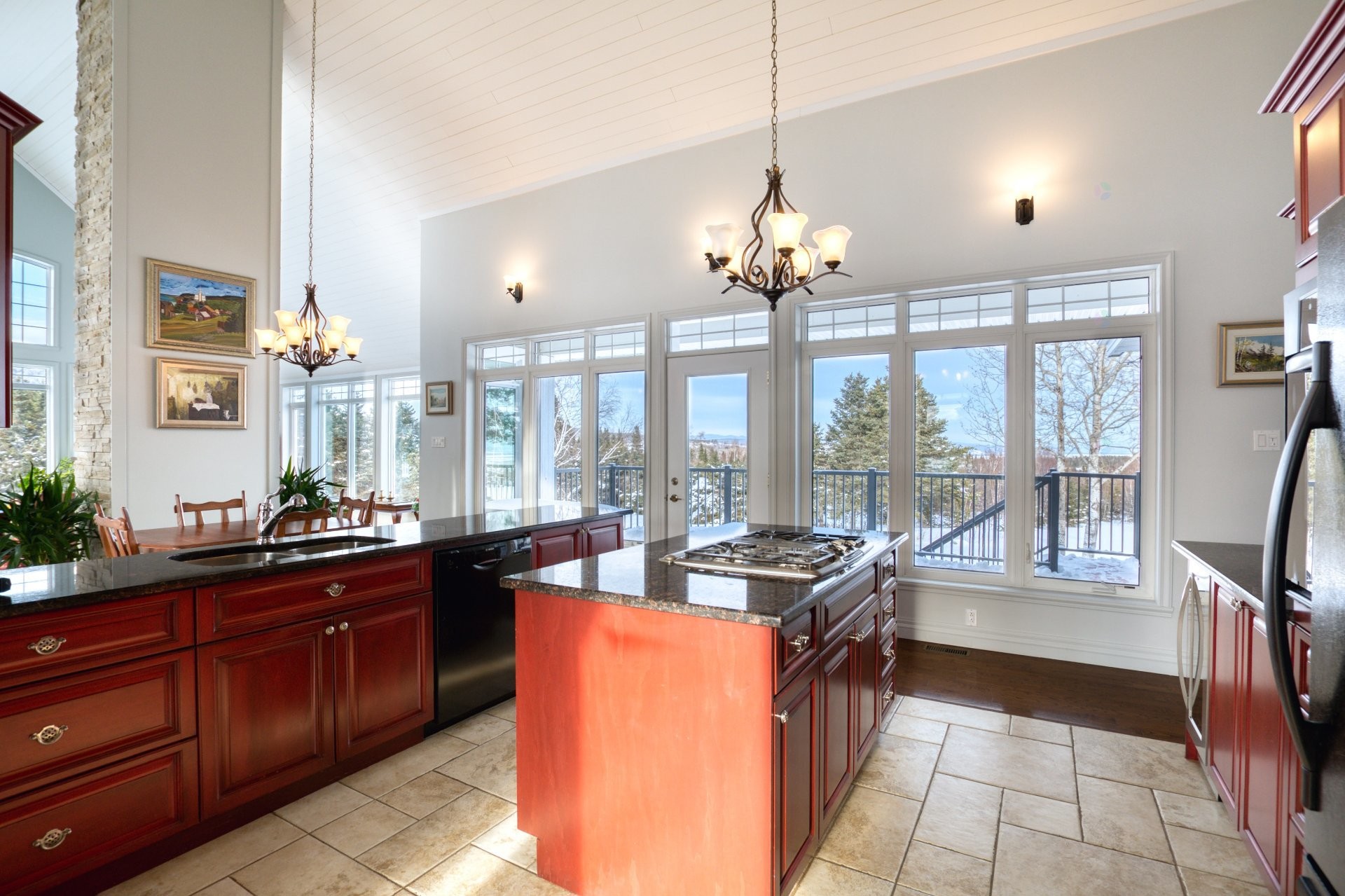 Cuisine - 3341 Route Du Fleuve, Les Éboulements, QC - Indoor Photo Showing Kitchen With Double Sink