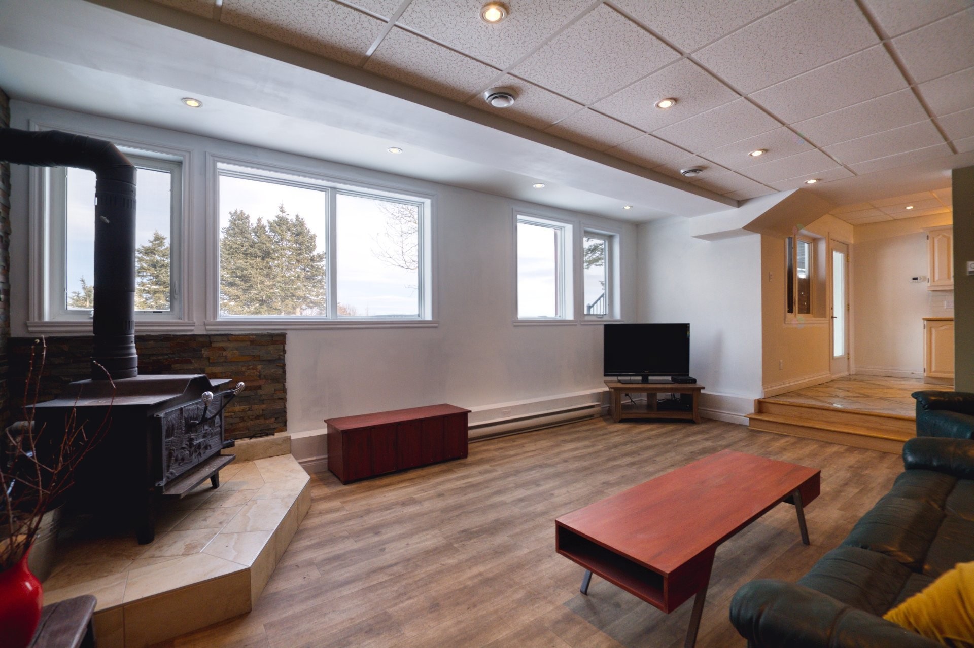 Salle familiale - 3341 Route Du Fleuve, Les Éboulements, QC - Indoor