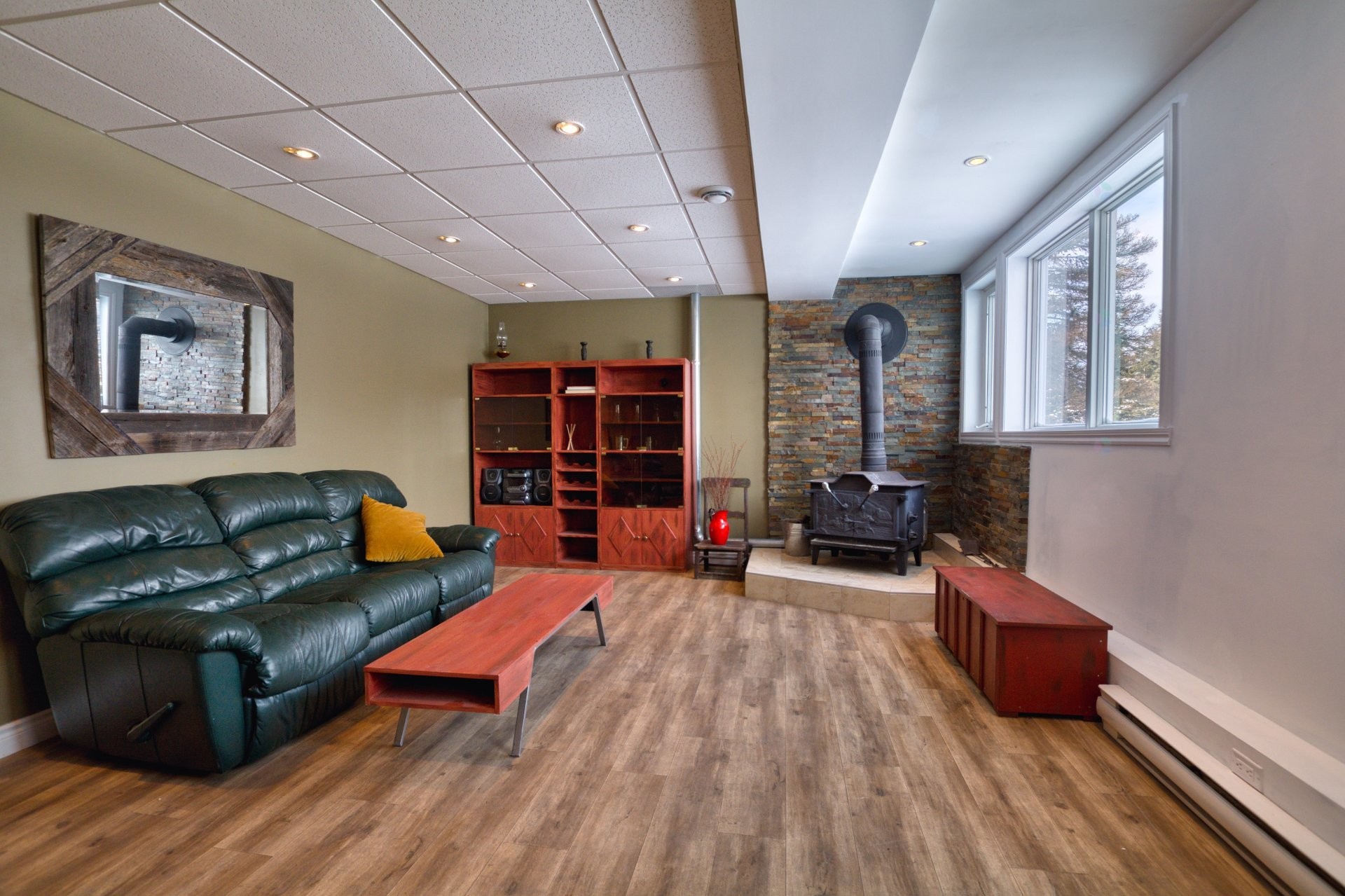 Salle familiale - 3341 Route Du Fleuve, Les Éboulements, QC - Indoor