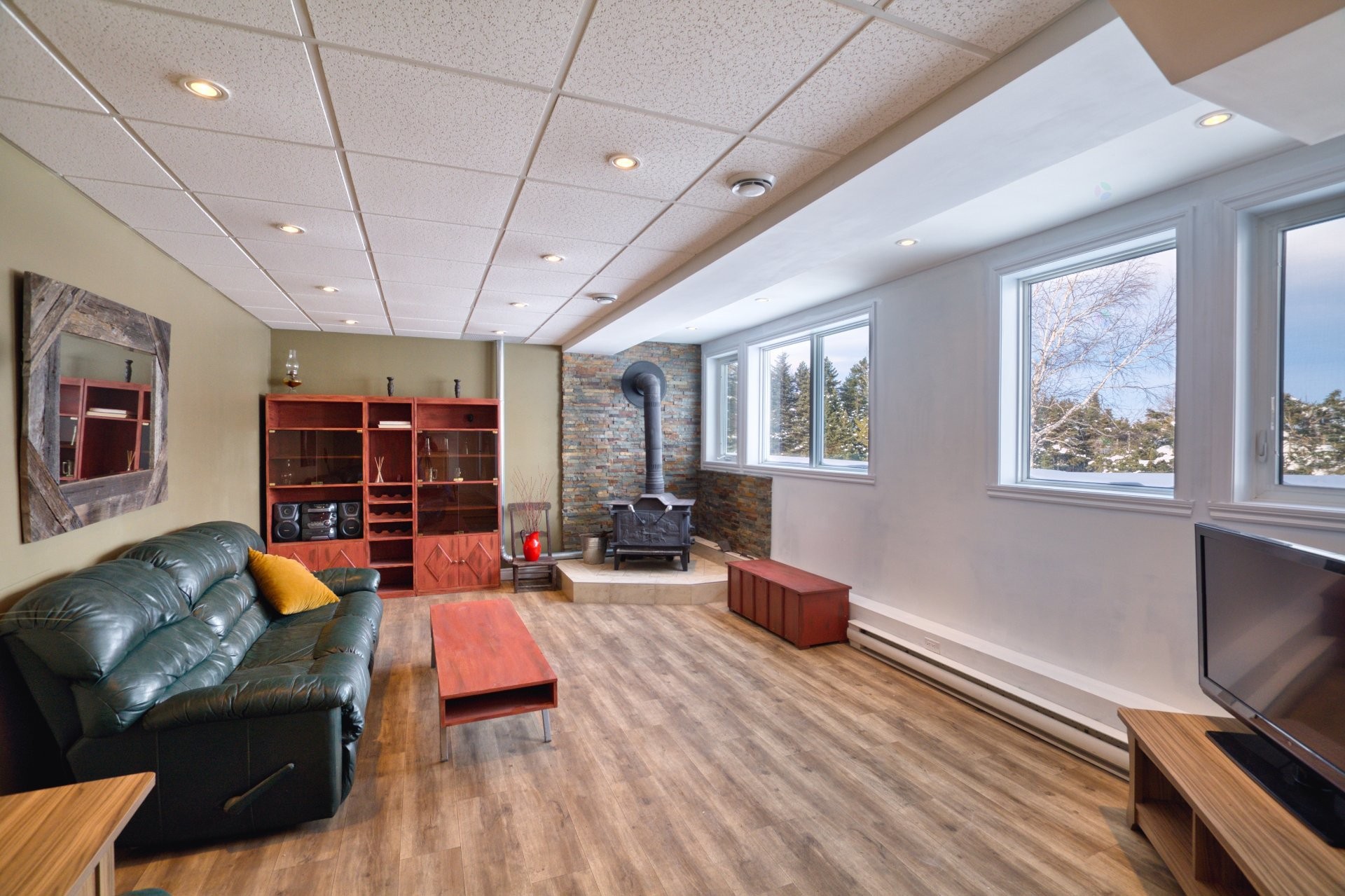 Salle familiale - 3341 Route Du Fleuve, Les Éboulements, QC - Indoor