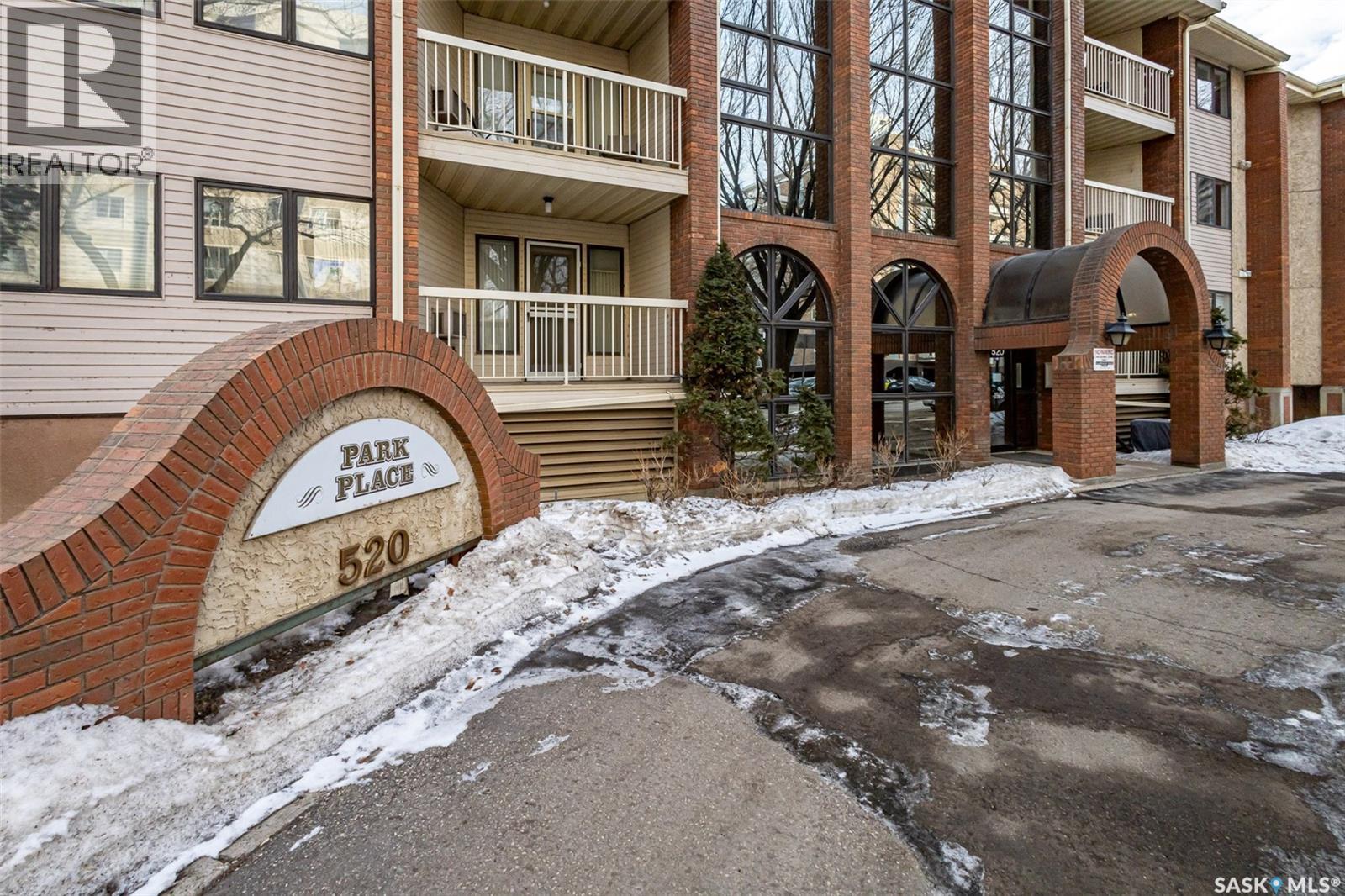 202 520 3Rd Avenue N, Saskatoon, SK - Outdoor With Balcony