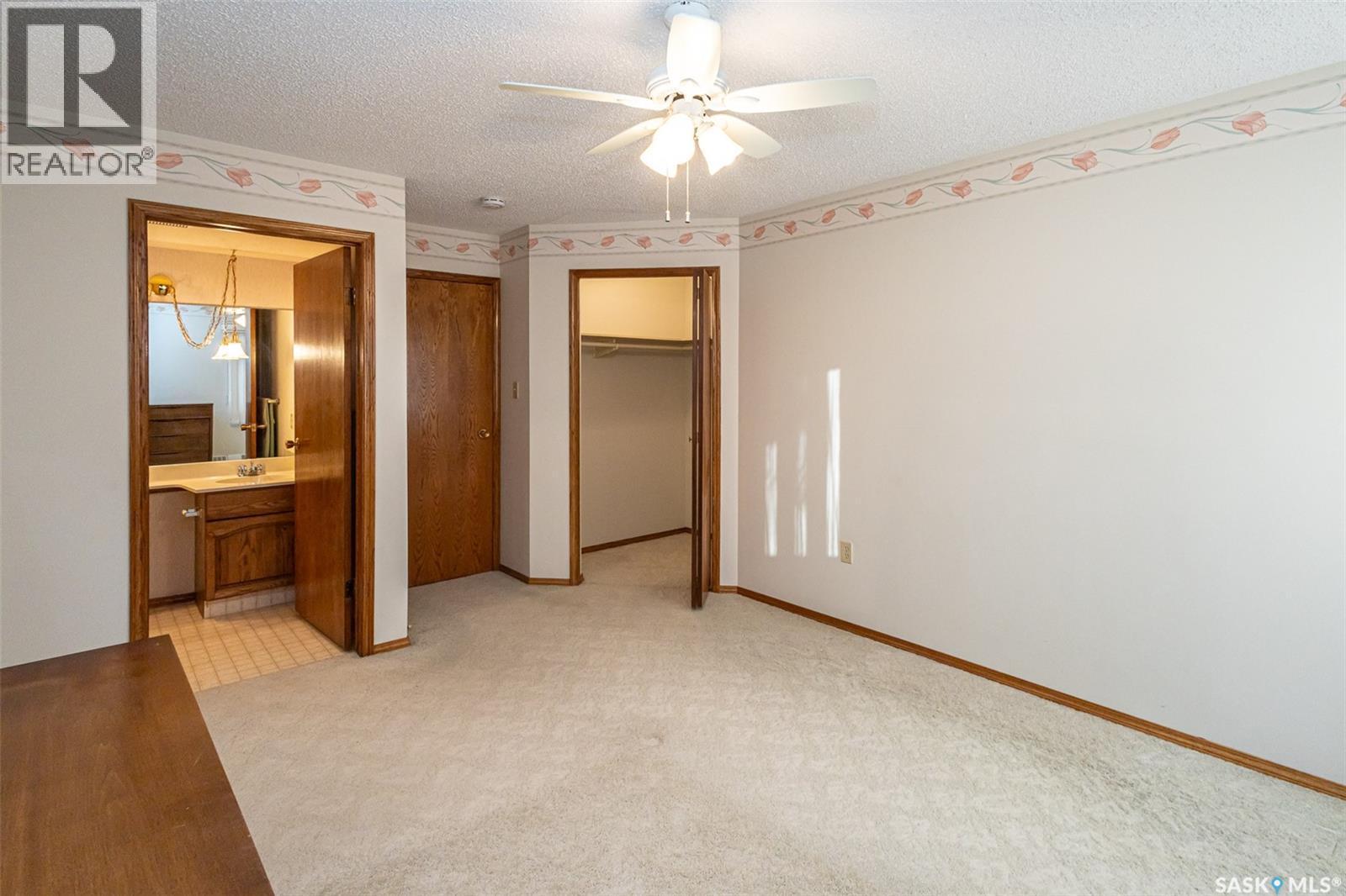 202 520 3Rd Avenue N, Saskatoon, SK - Indoor Photo Showing Other Room