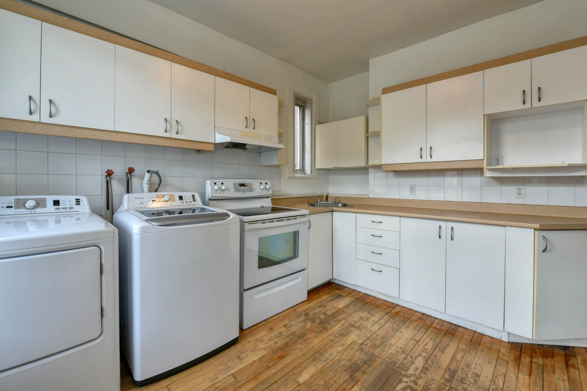 Kitchen - 8615 Rue St-Denis, Montréal (Villeray/Saint-Michel/Parc-Extension), QC - Indoor