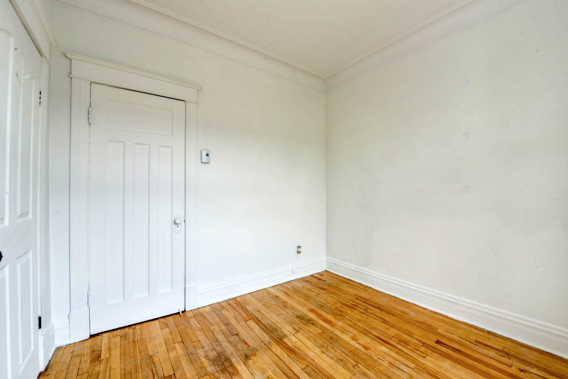 Bedroom - 8615 Rue St-Denis, Montréal (Villeray/Saint-Michel/Parc-Extension), QC - Indoor Photo Showing Other Room