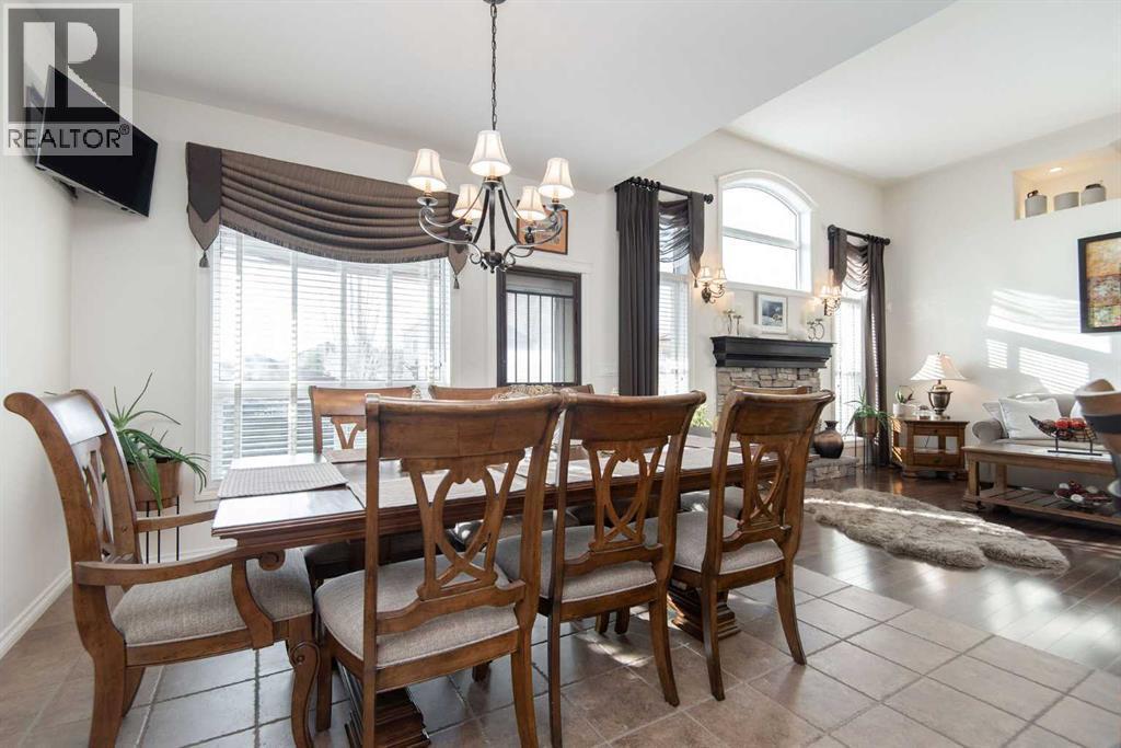15 Volk Place, Red Deer, AB - Indoor Photo Showing Dining Room