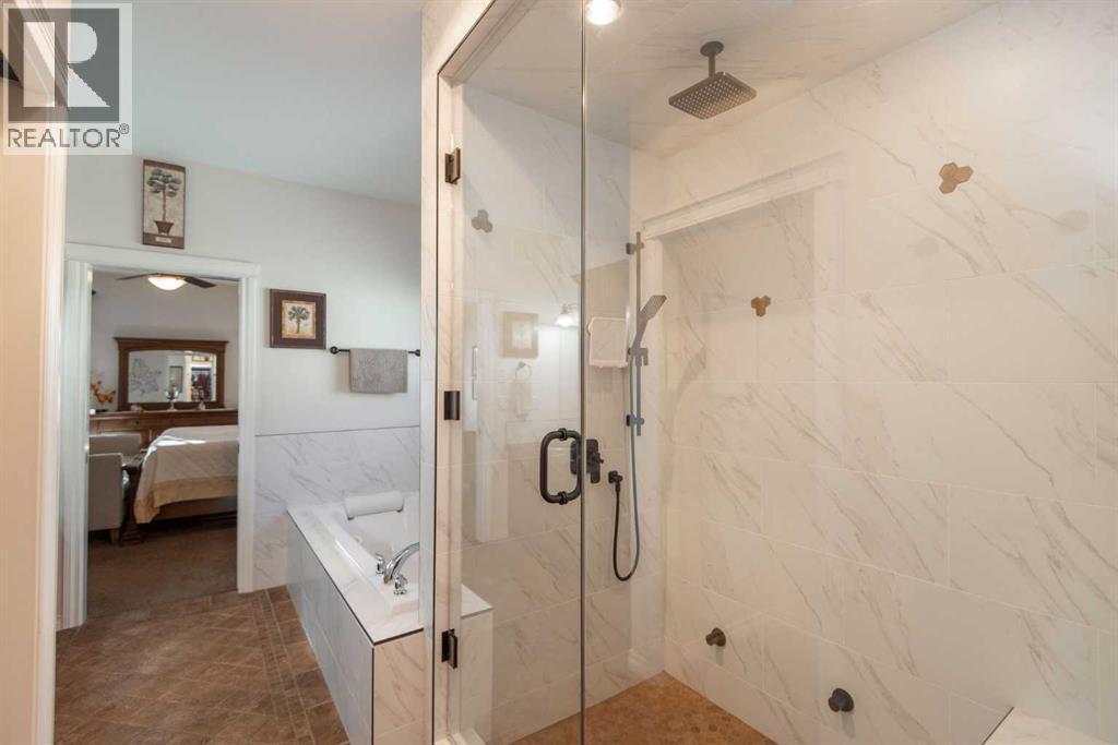 15 Volk Place, Red Deer, AB - Indoor Photo Showing Bathroom