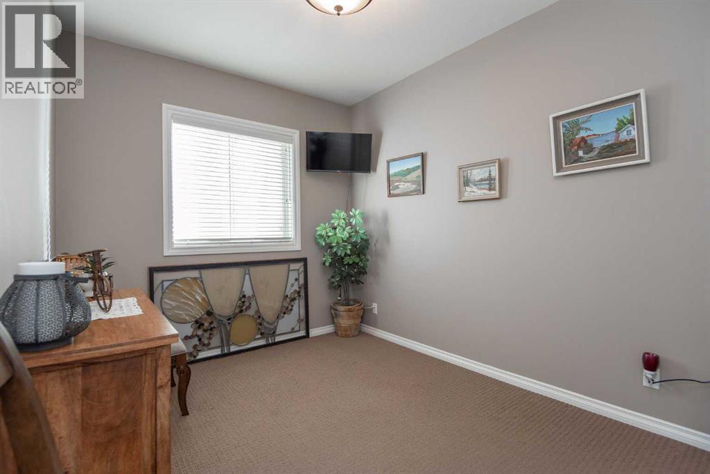 15 Volk Place, Red Deer, AB - Indoor Photo Showing Other Room