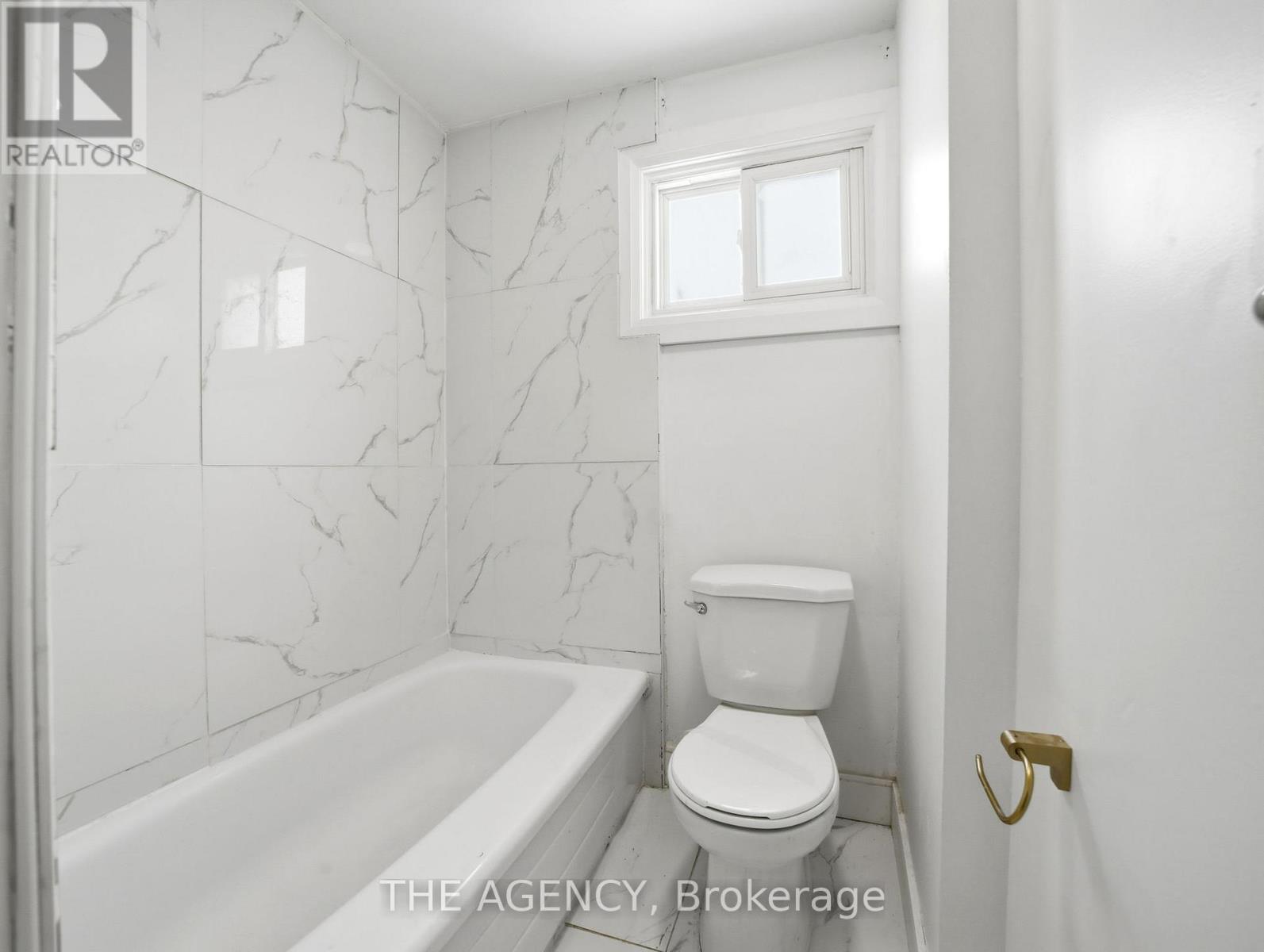 1236 Avonlea Road, Cambridge, ON - Indoor Photo Showing Bathroom