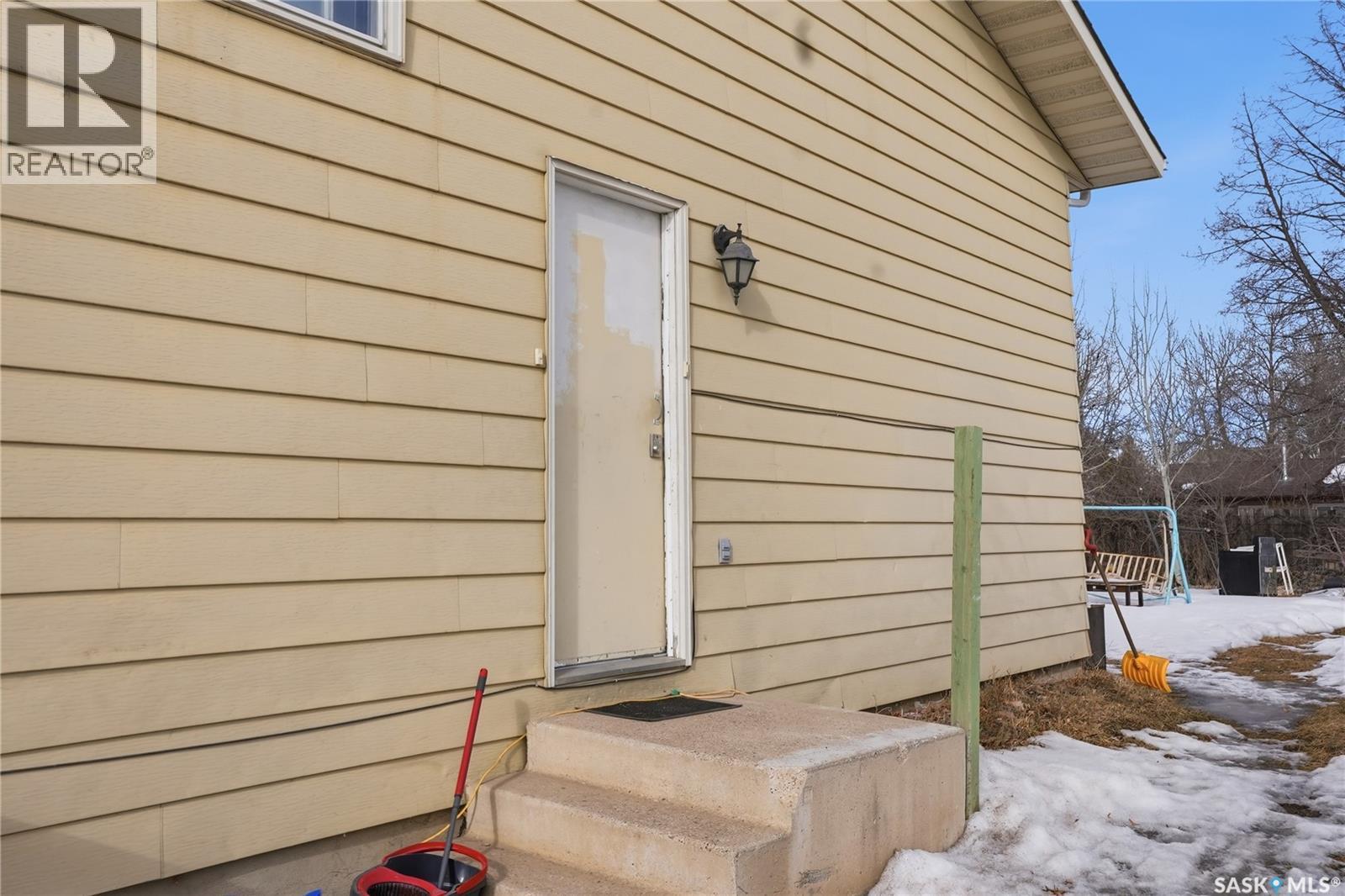 3523 Taylor Street E, Saskatoon, SK - Outdoor With Exterior