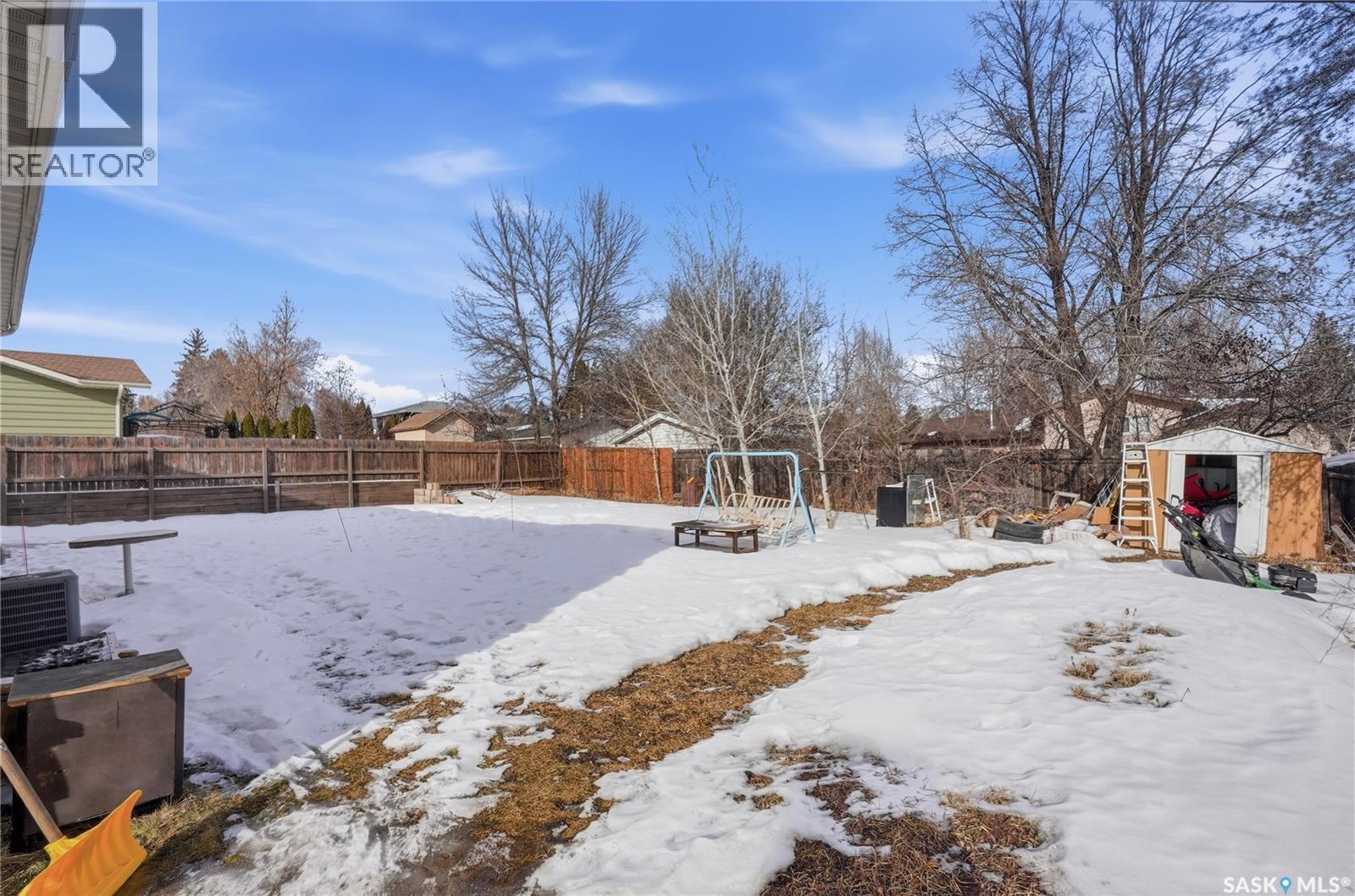 3523 Taylor Street E, Saskatoon, SK - Outdoor