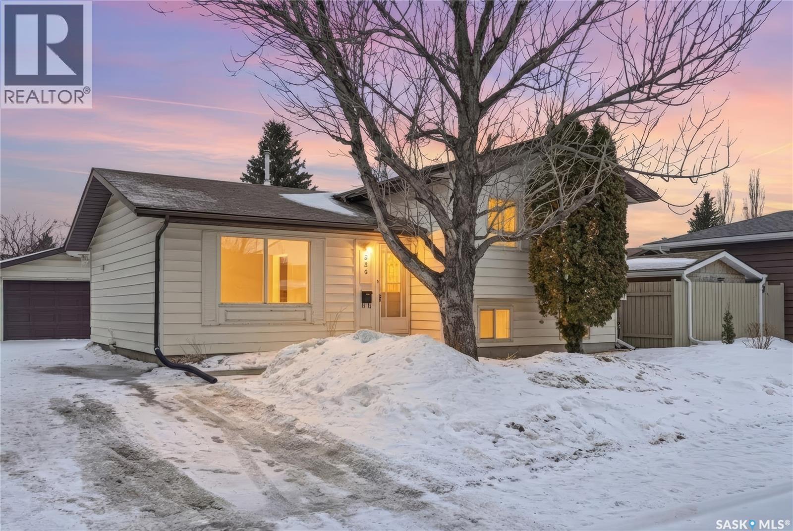 226 Stillwater Drive, Saskatoon, SK - Outdoor