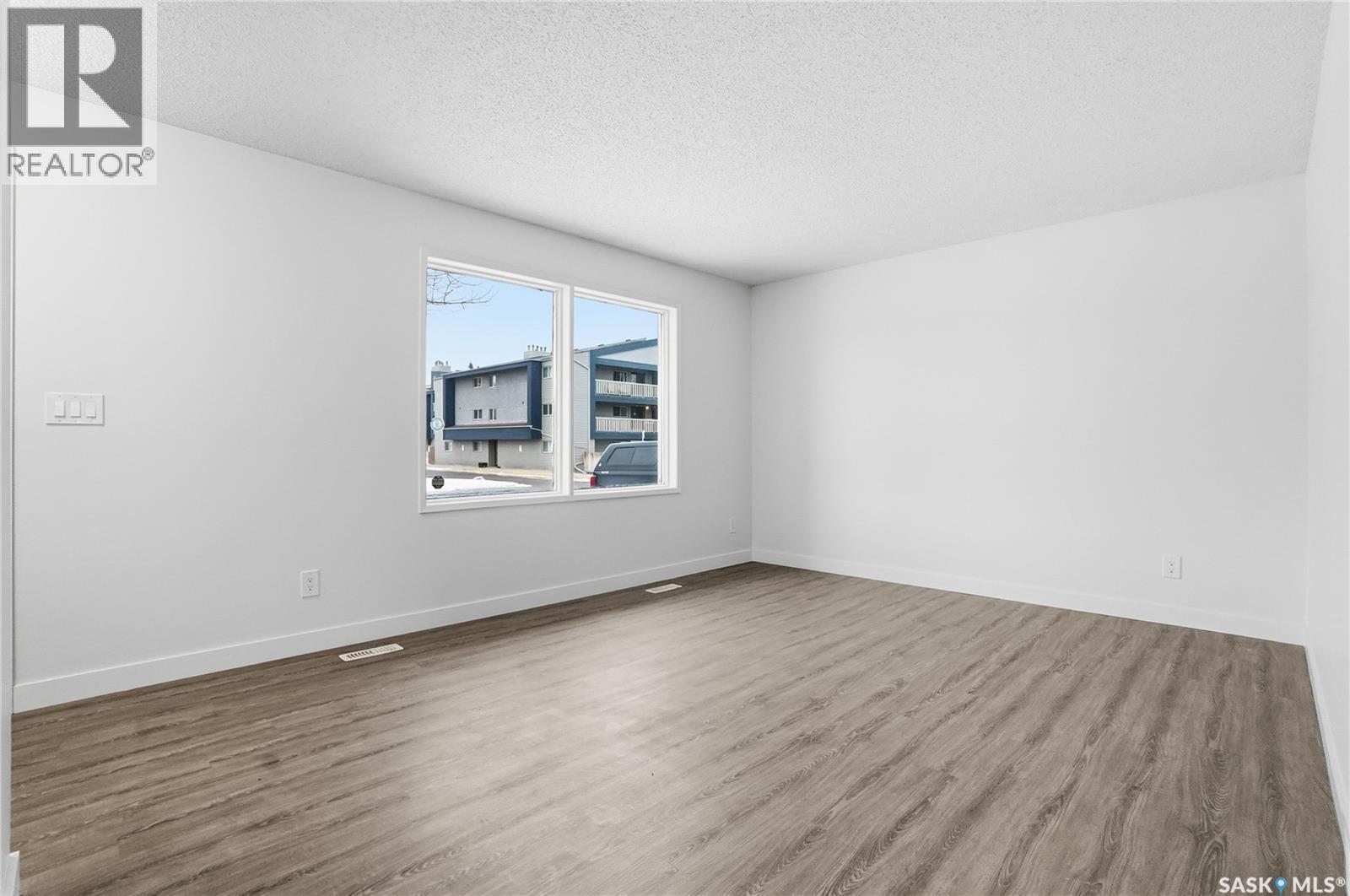 226 Stillwater Drive, Saskatoon, SK - Indoor Photo Showing Other Room