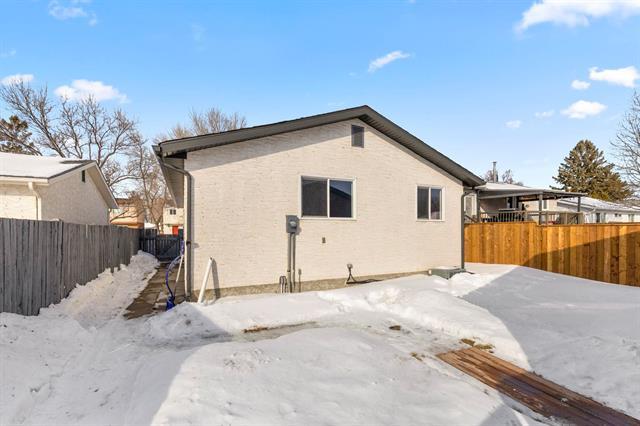 92 Gendreau Ave, Winnipeg, MB
