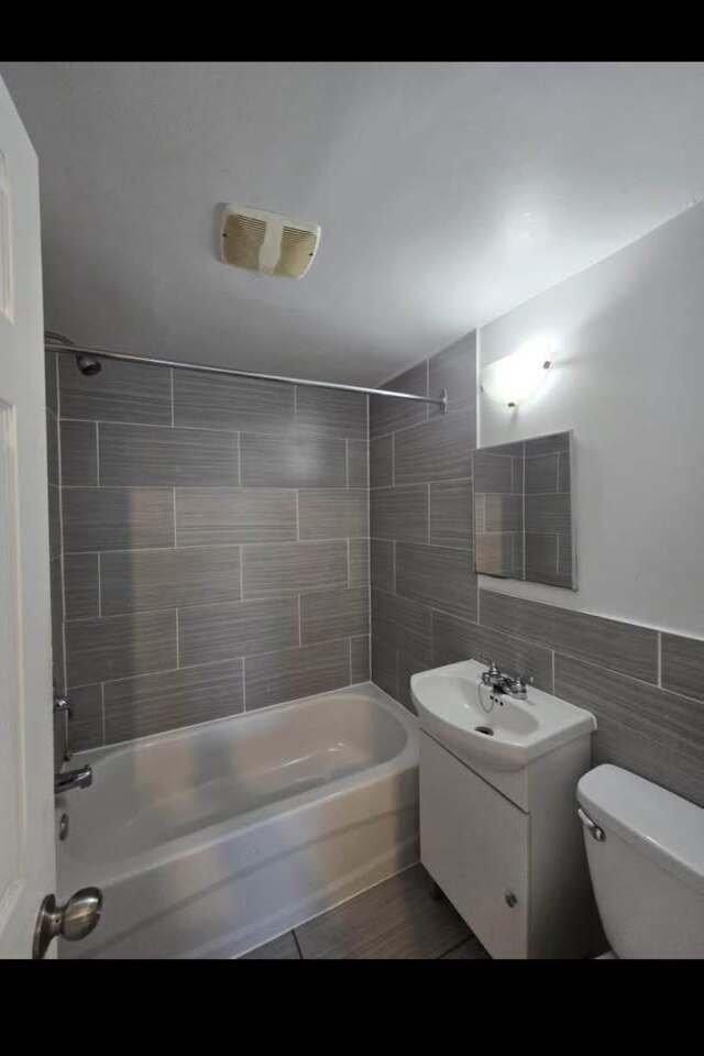 Salle de bains - 8-2520 Rue Sicard, Montréal (Mercier/Hochelaga-Maisonneuve), QC - Indoor Photo Showing Bathroom
