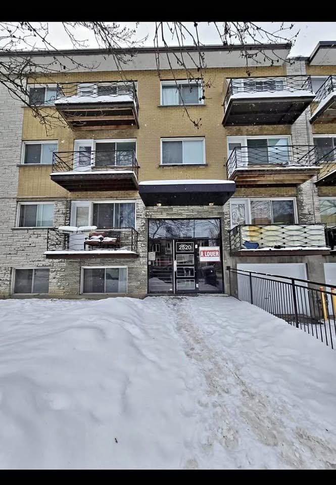 Façade - 8-2520 Rue Sicard, Montréal (Mercier/Hochelaga-Maisonneuve), QC - Outdoor With Balcony