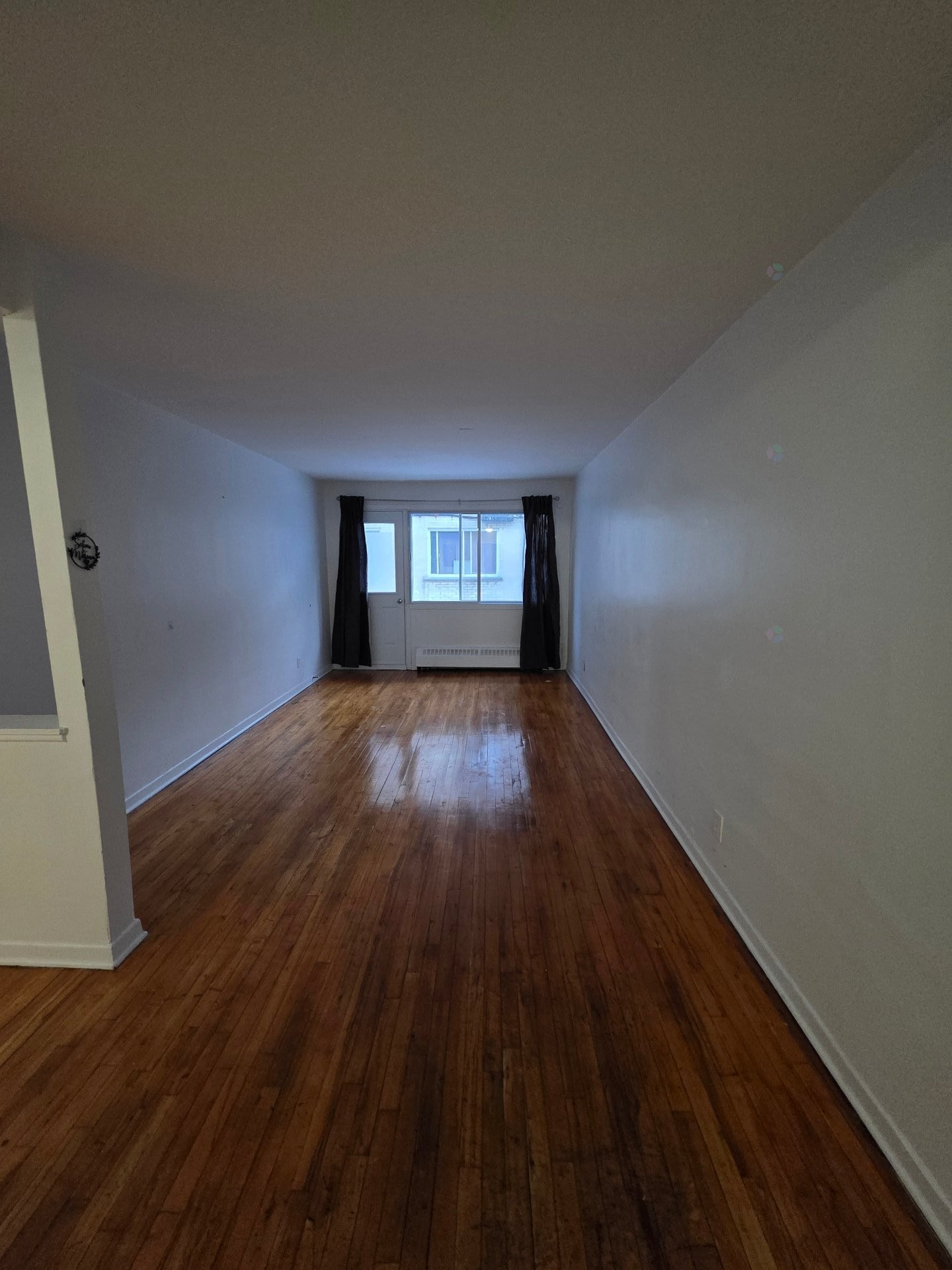 Living Room - 5-2520 Rue Sicard, Montréal (Mercier/Hochelaga-Maisonneuve), QC - Indoor Photo Showing Other Room