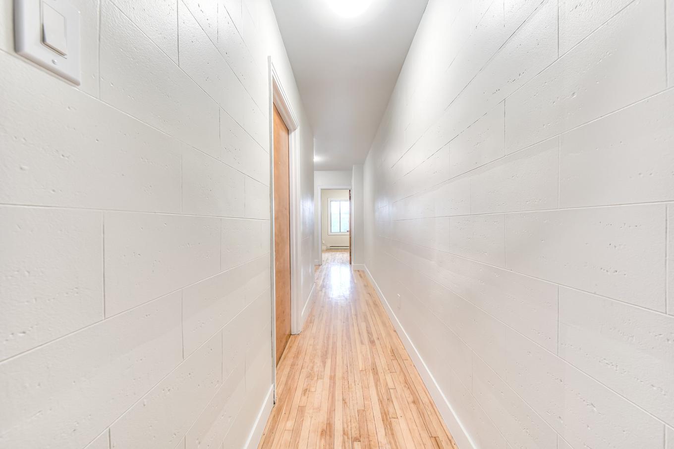 Hall d'entrée/Vestibule - 3-1270 Rue Argyle, Montréal (Verdun/Île-Des-Soeurs), QC - Indoor Photo Showing Other Room