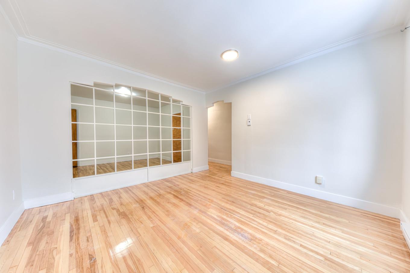 Salon - 3-1270 Rue Argyle, Montréal (Verdun/Île-Des-Soeurs), QC - Indoor Photo Showing Other Room