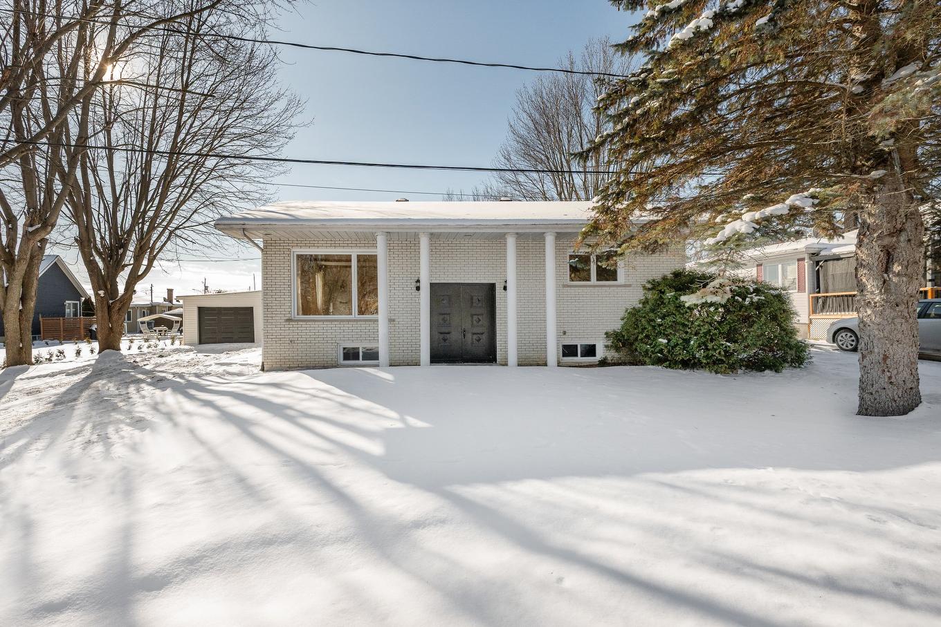 Frontage - 195 47E Rue O., Venise-En-Québec, QC - Outdoor With Facade