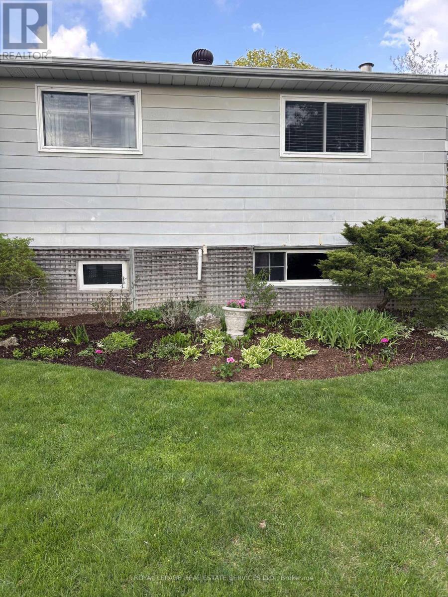 437 Highside Drive, Milton, ON - Outdoor