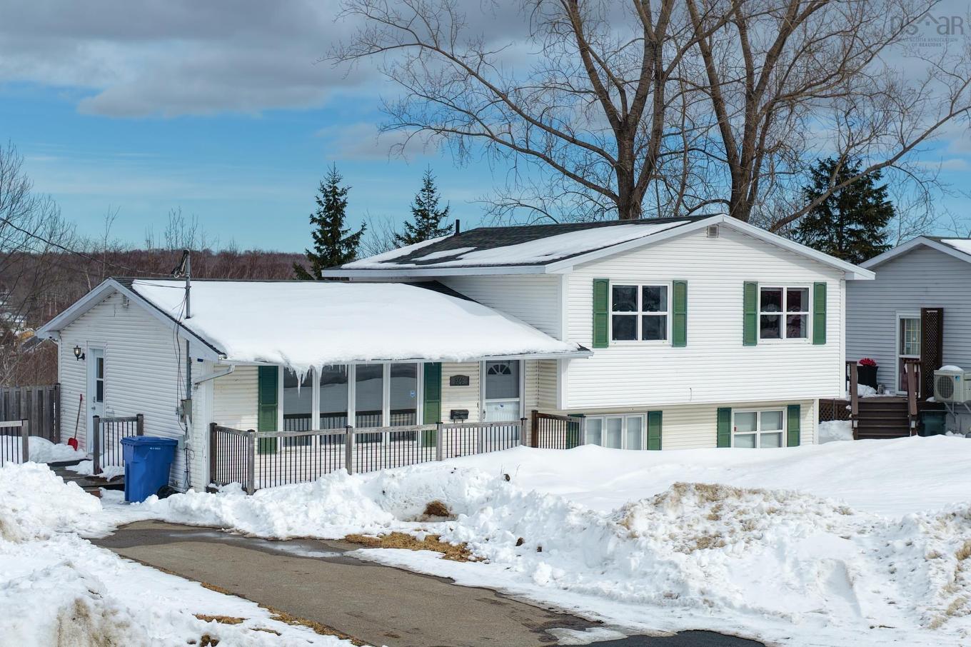 209 Champlain Avenue, Sydney, NS