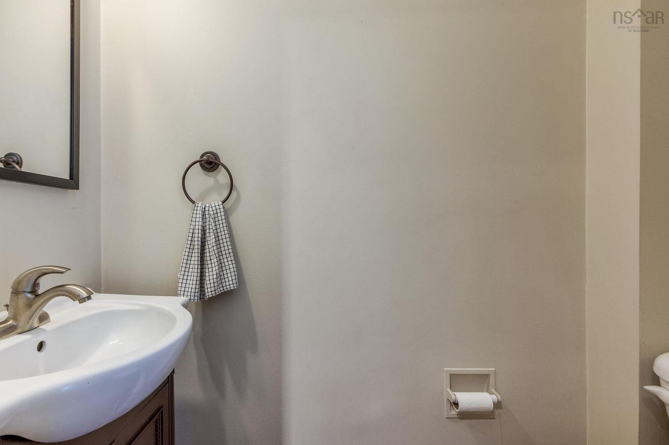 77 Forestside Crescent, Halifax, NS