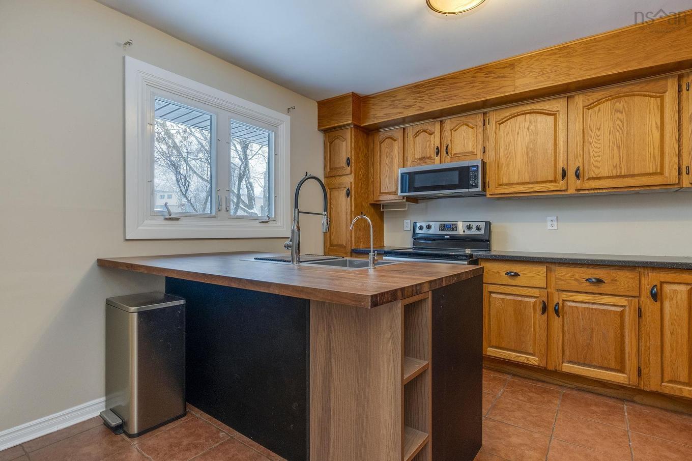 77 Forestside Crescent, Halifax, NS