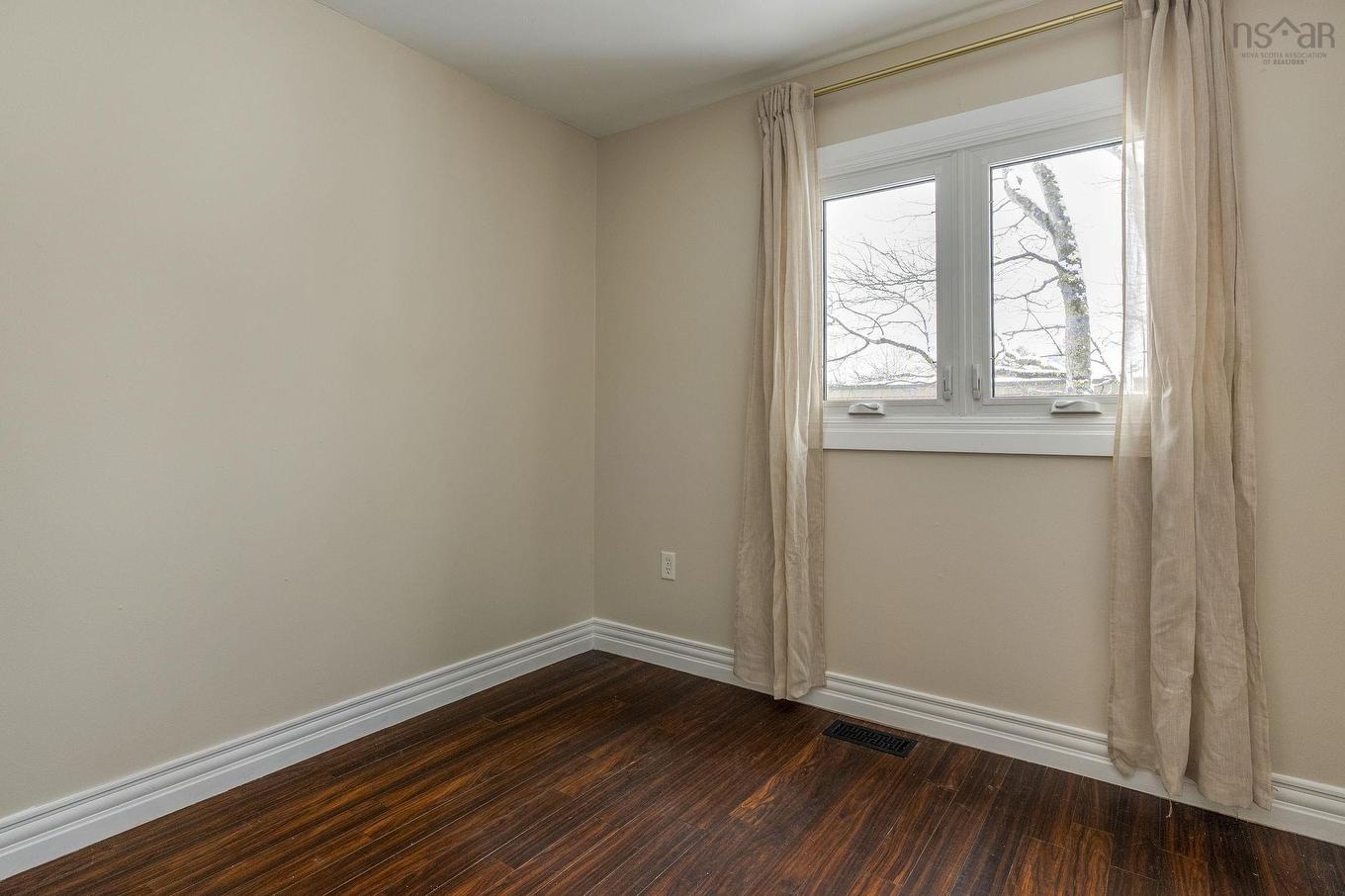 77 Forestside Crescent, Halifax, NS