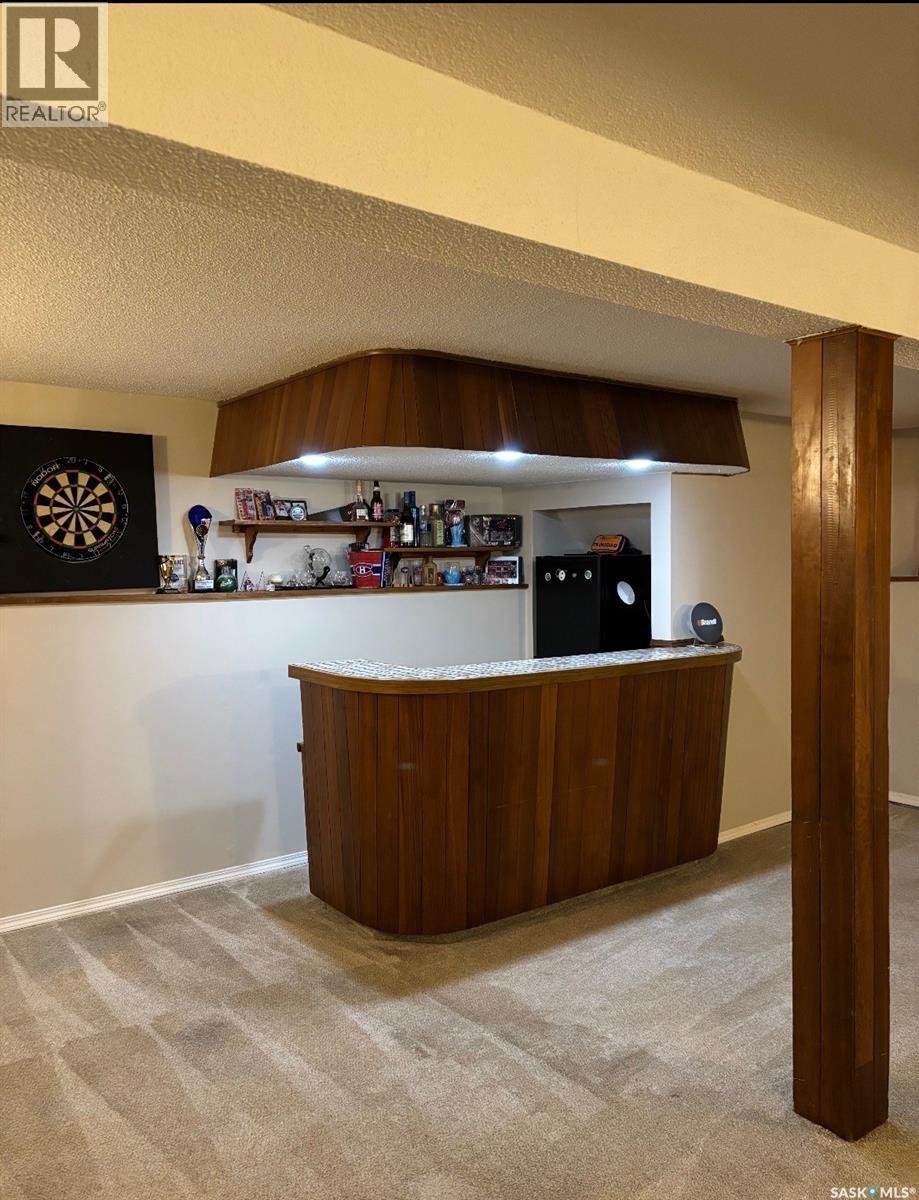 19 Hunt Crescent, Regina, SK - Indoor