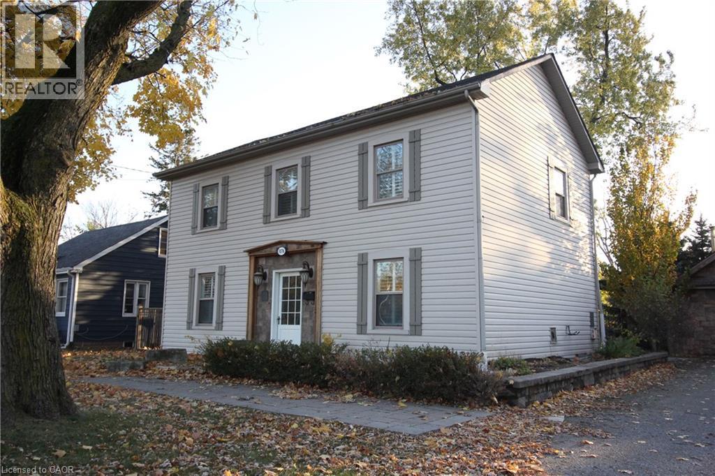 1076 King Road, Burlington, ON - Outdoor With Facade