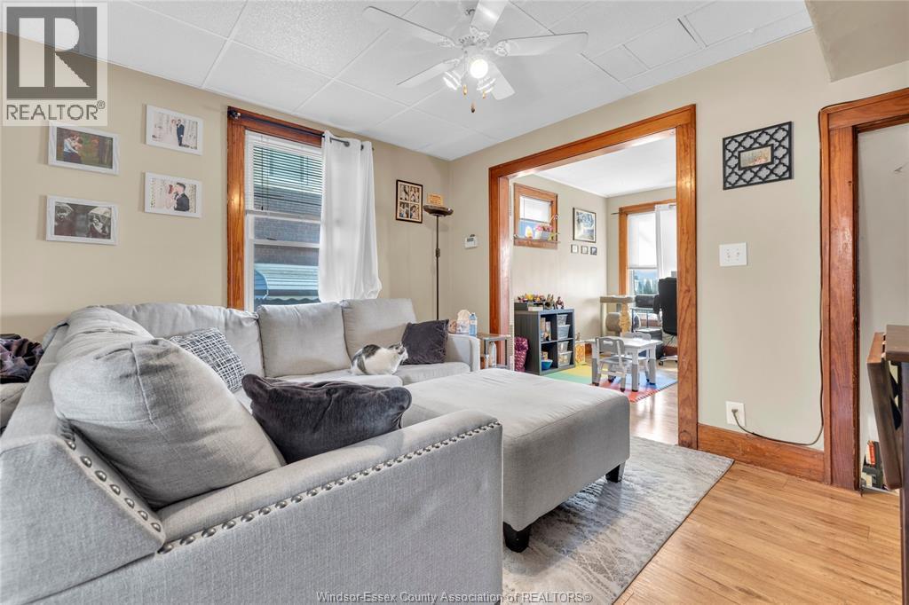 486-488 Cameron, Windsor, ON - Indoor