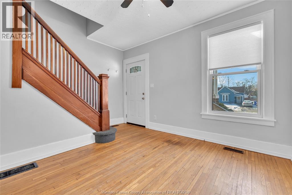 486-488 Cameron, Windsor, ON - Indoor Photo Showing Other Room