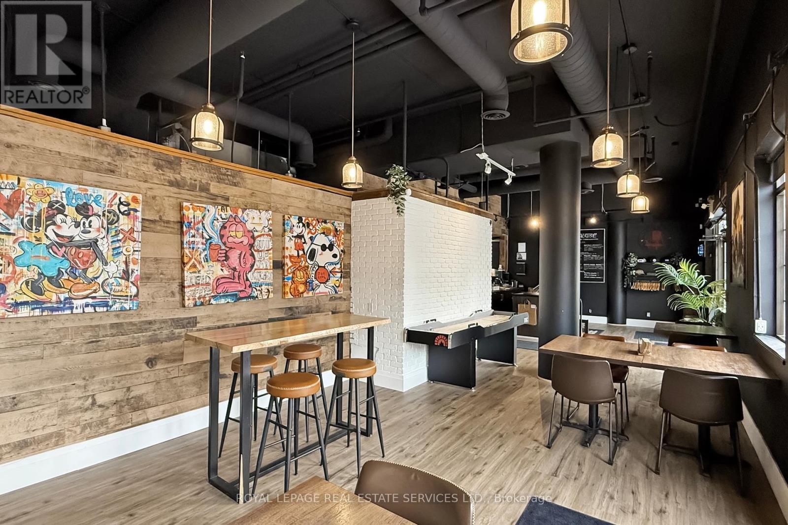 6 - 399 Elizabeth Street, Burlington, ON