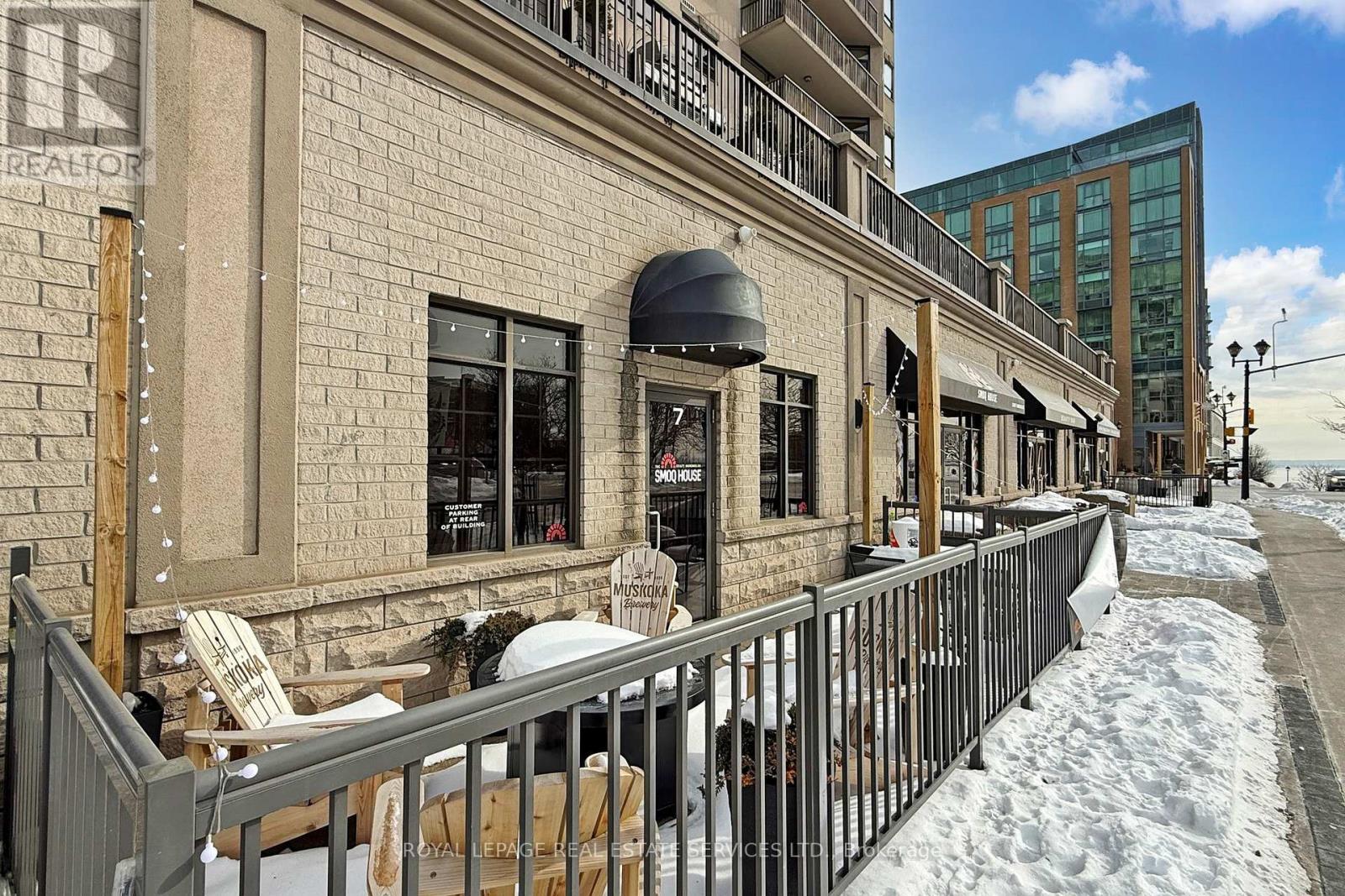 6 - 399 Elizabeth Street, Burlington, ON